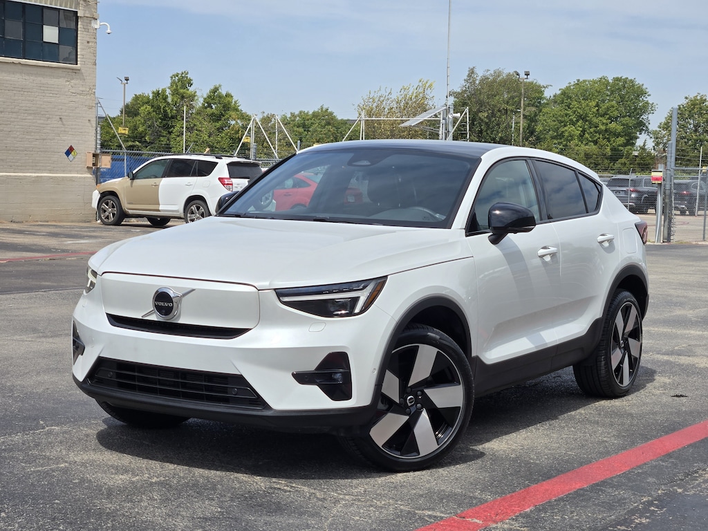 Used 2023 Volvo C40 Recharge Pure Electric Twin Ultimate SUV