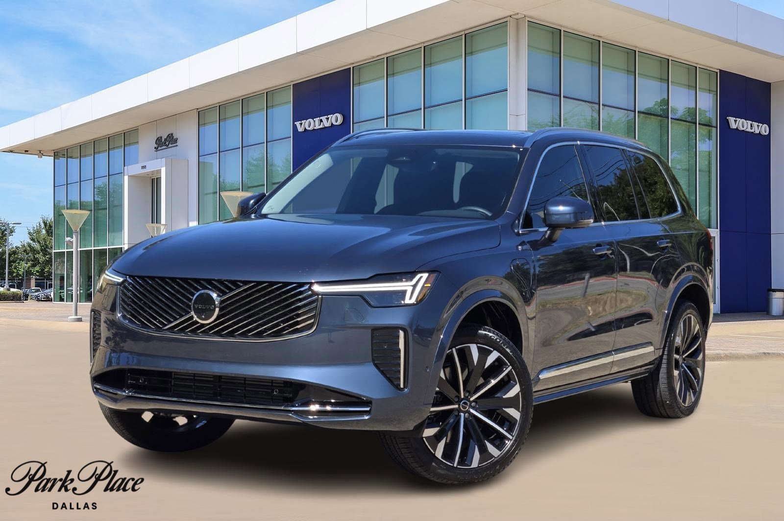 2025 Volvo XC90 Plus's photo