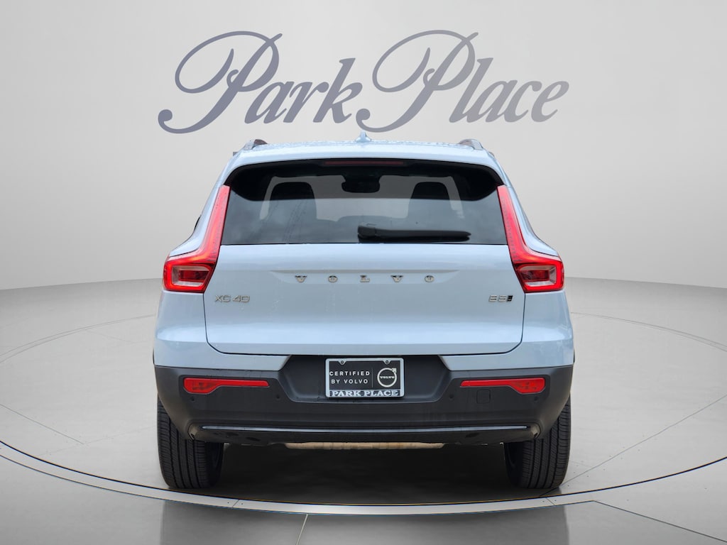 Used 2026 Volvo XC40 B5 Plus SUV