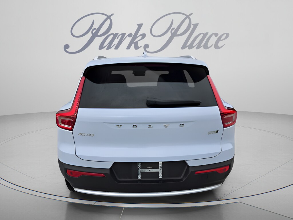 Used 2025 Volvo XC40 B5 Ultra Bright Theme SUV