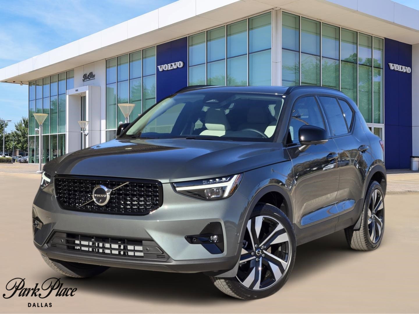 2026 Volvo XC40 Ultra's photo