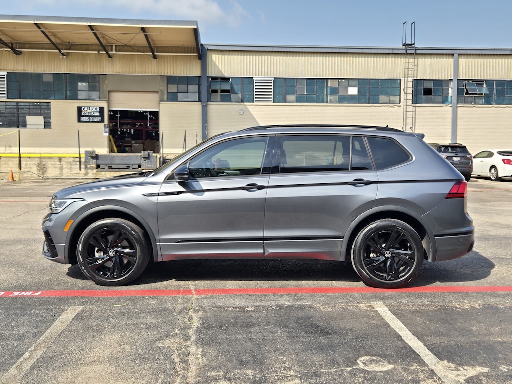 Used 2023 Volkswagen Tiguan 2.0T SE R-Line Black SUV