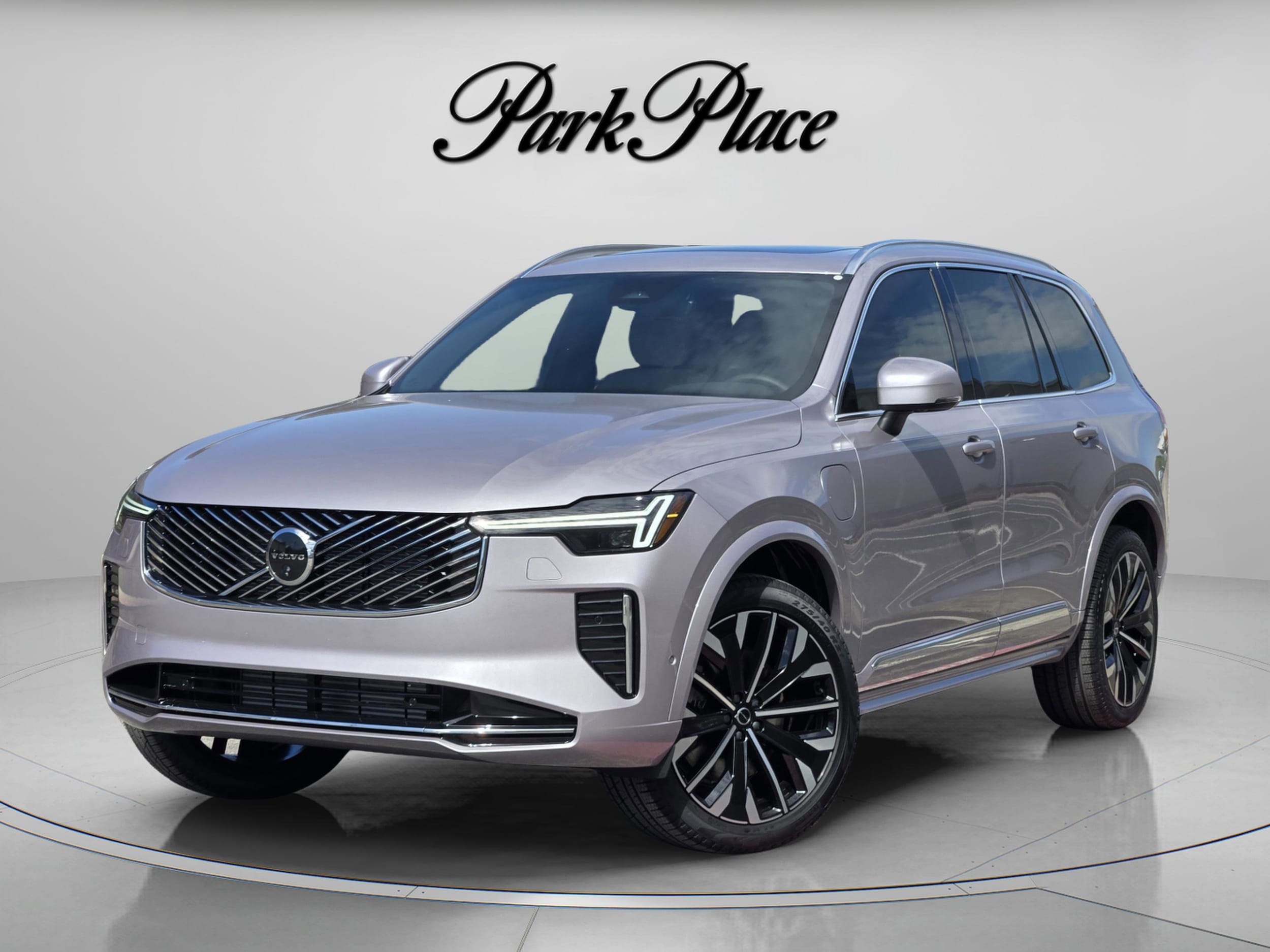 2026 Volvo XC90 T8 Recharge Plus Bright 7-Seat 4WD's photo