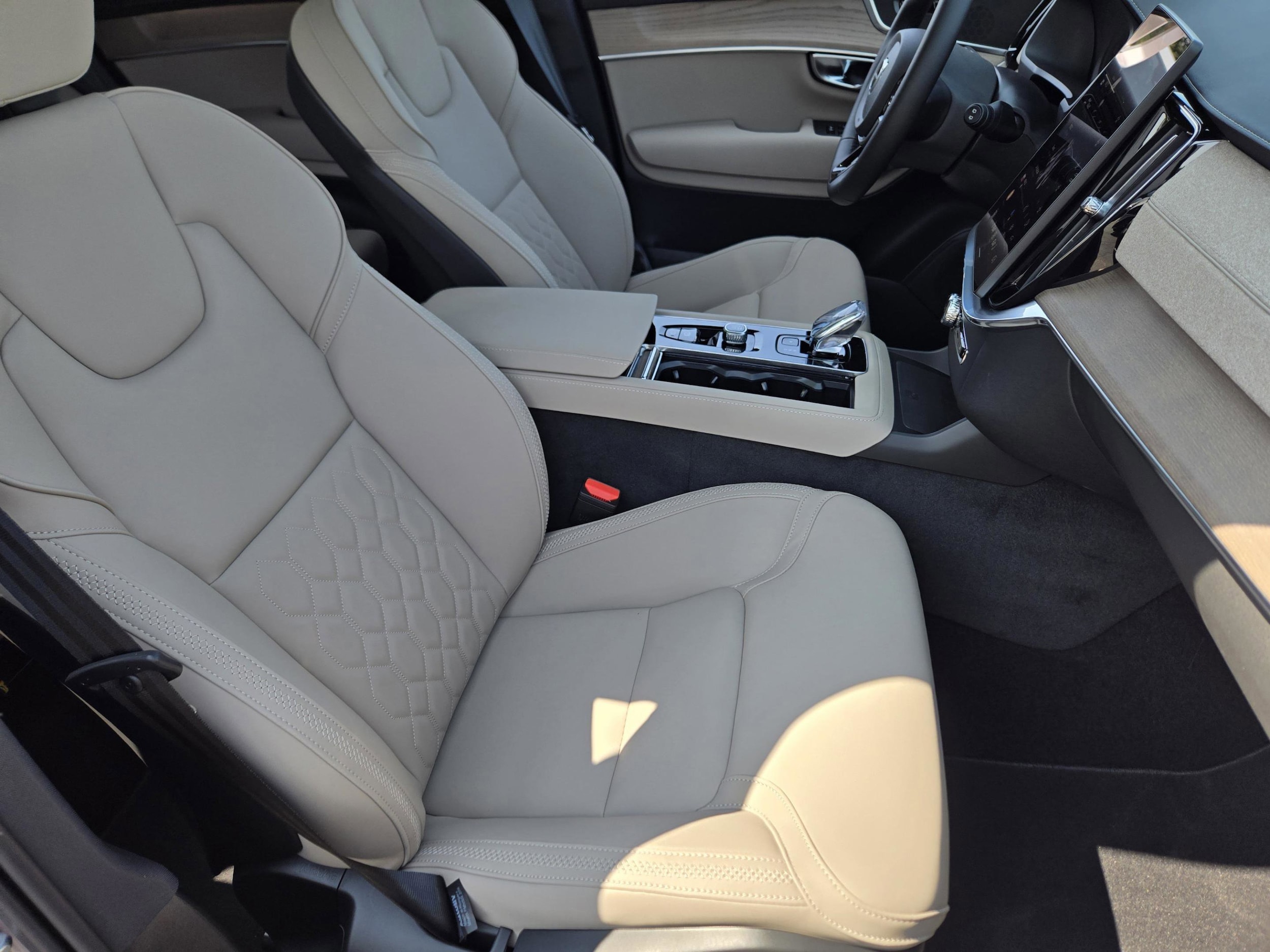 2026 Volvo XC90 Core - Photo 11