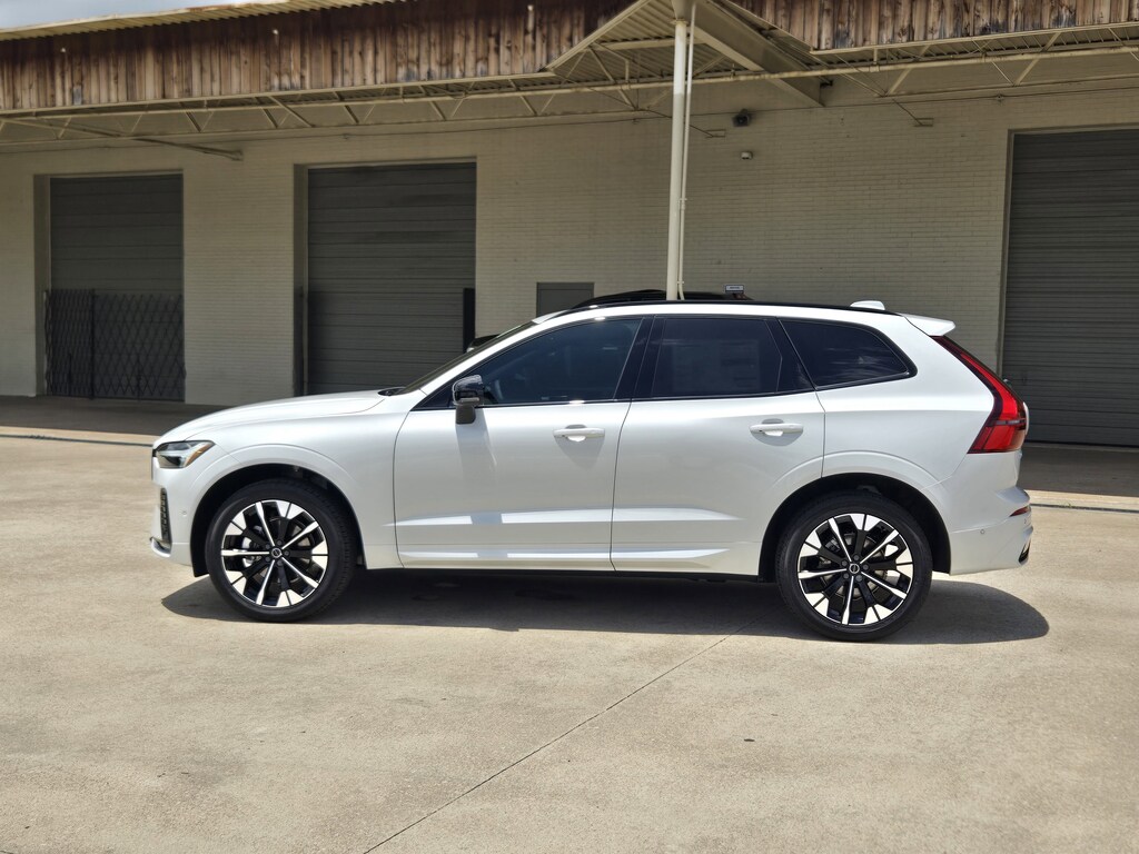 New 2026 Volvo XC60 B5 Plus SUV