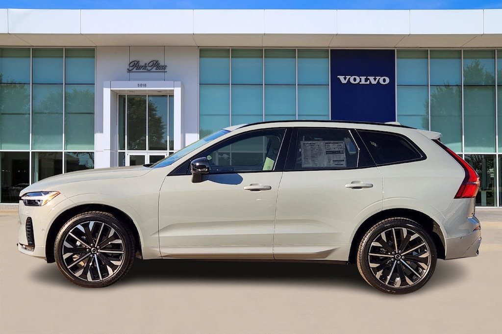 New 2026 Volvo XC60 B5 Ultra SUV