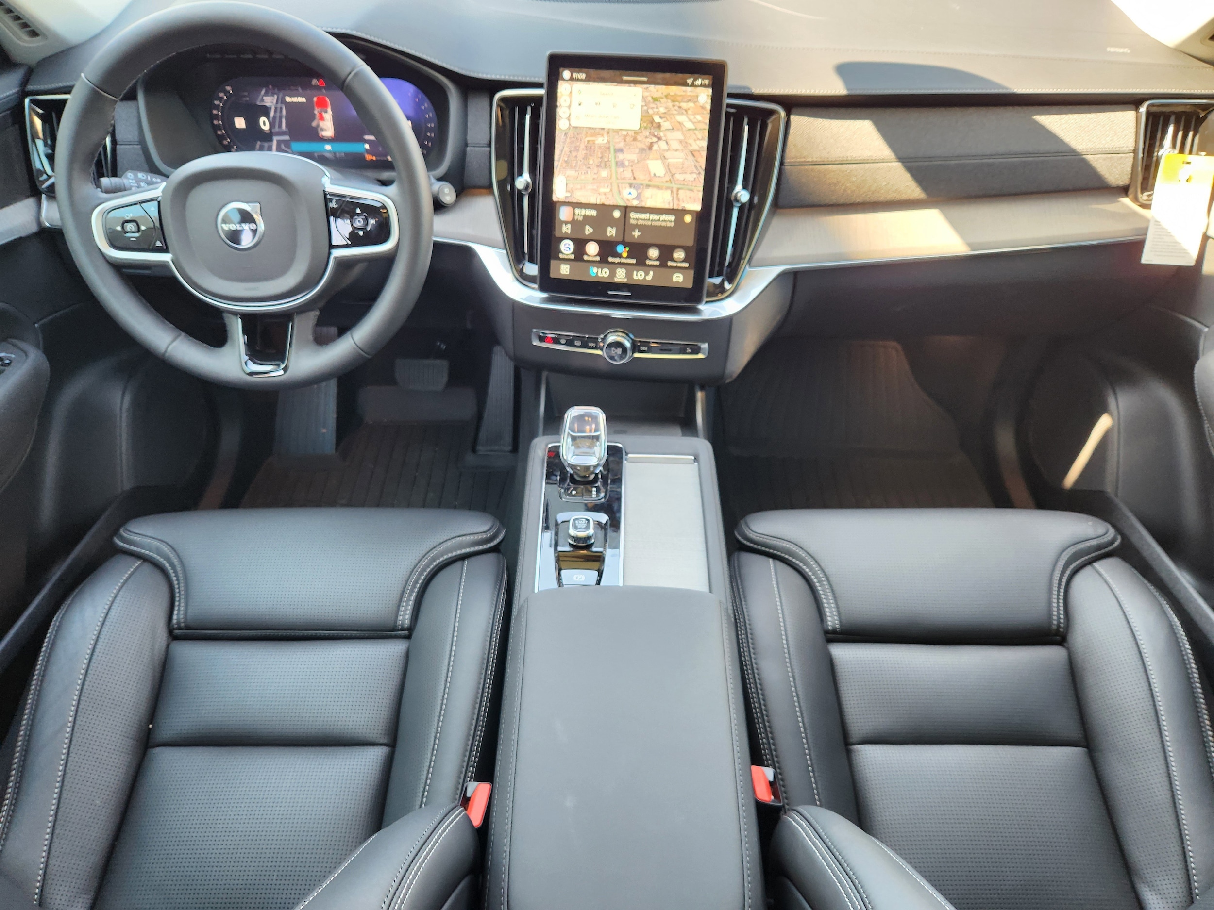 2026 Volvo XC90 Ultra - Photo 24