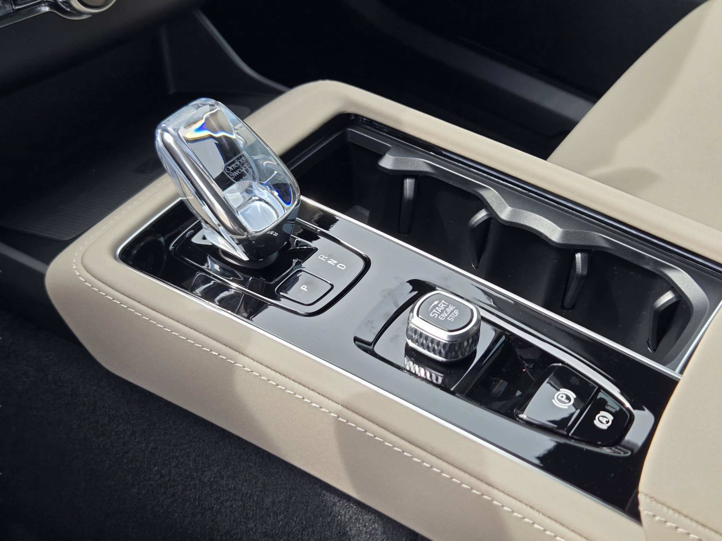 名機LANGEラングXC90 26.0-26.5cmオールマウンテン　ハイク切替 2026 Volvo XC90 Plus | CarEdge | CarEdge