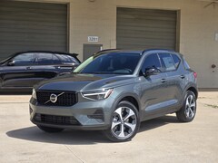 2026 Volvo XC40 B5 Core AWD SUV