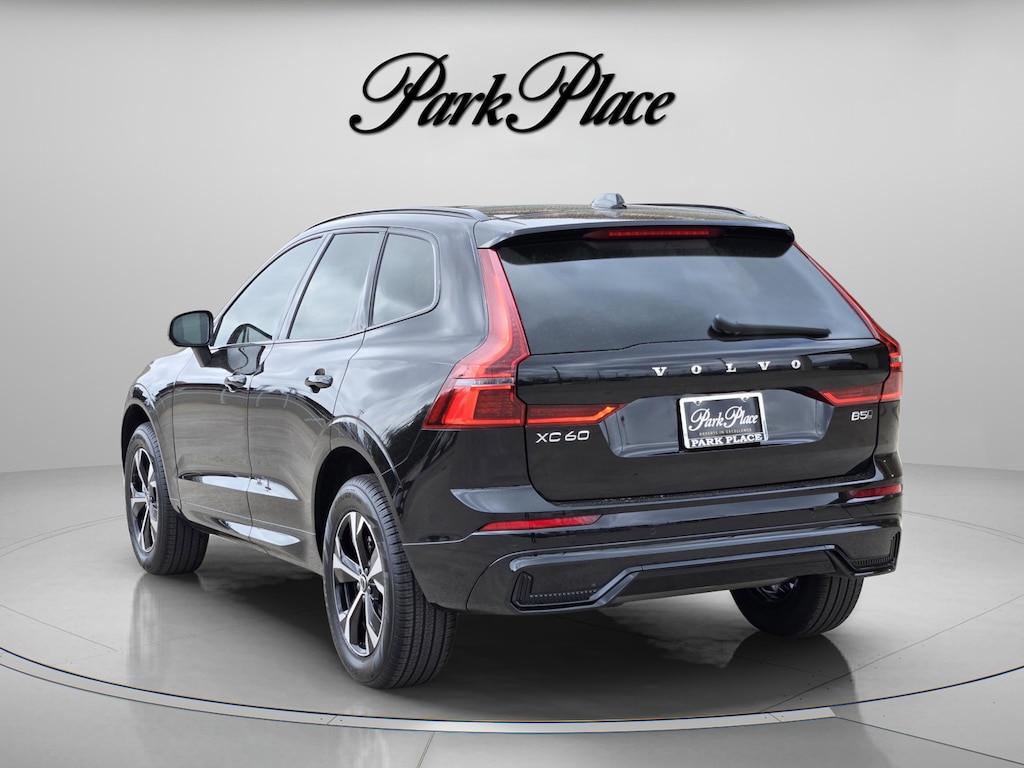 Used 2026 Volvo XC60 B5 Core SUV