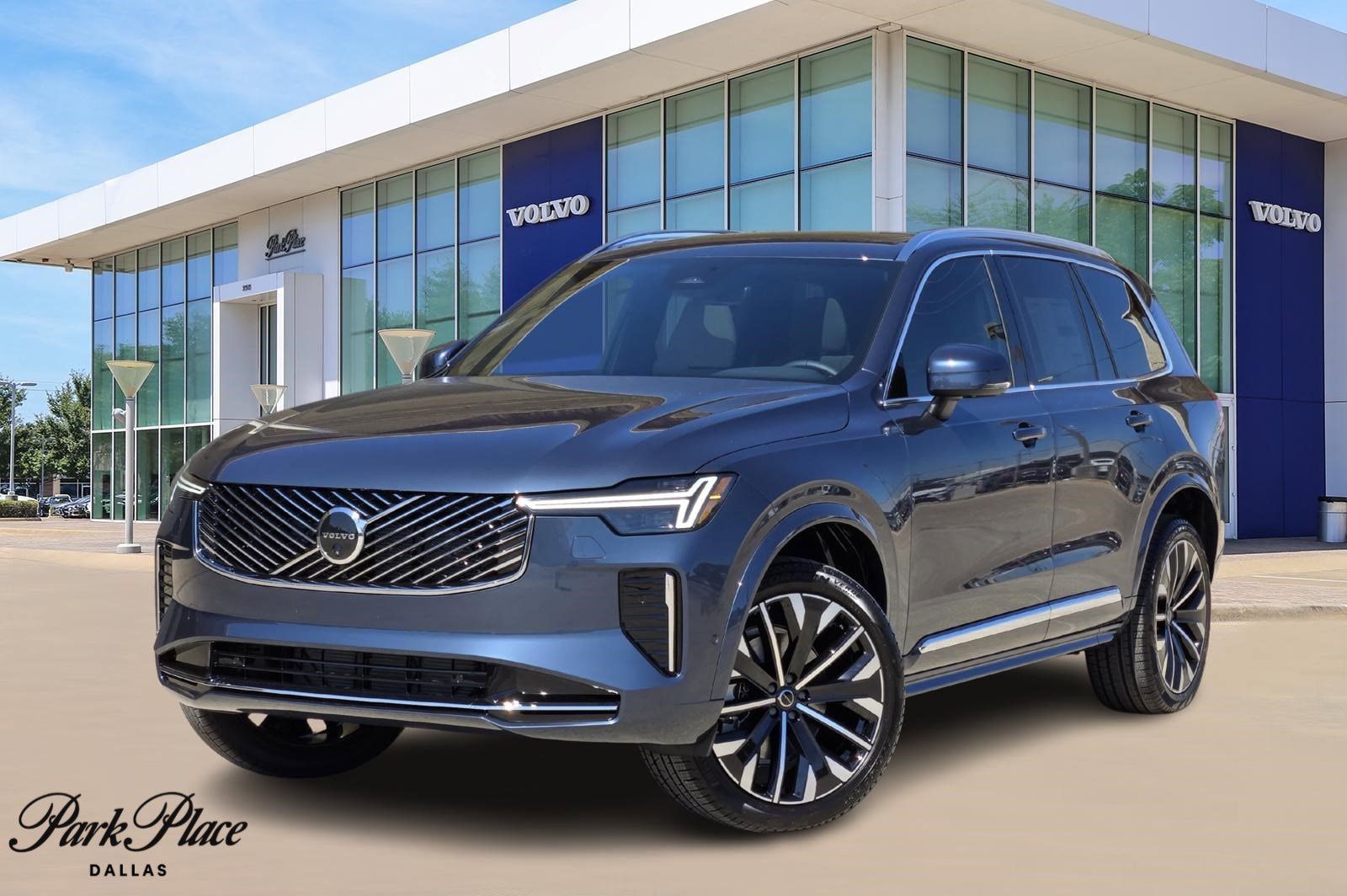 2026 Volvo XC90 Plus's photo