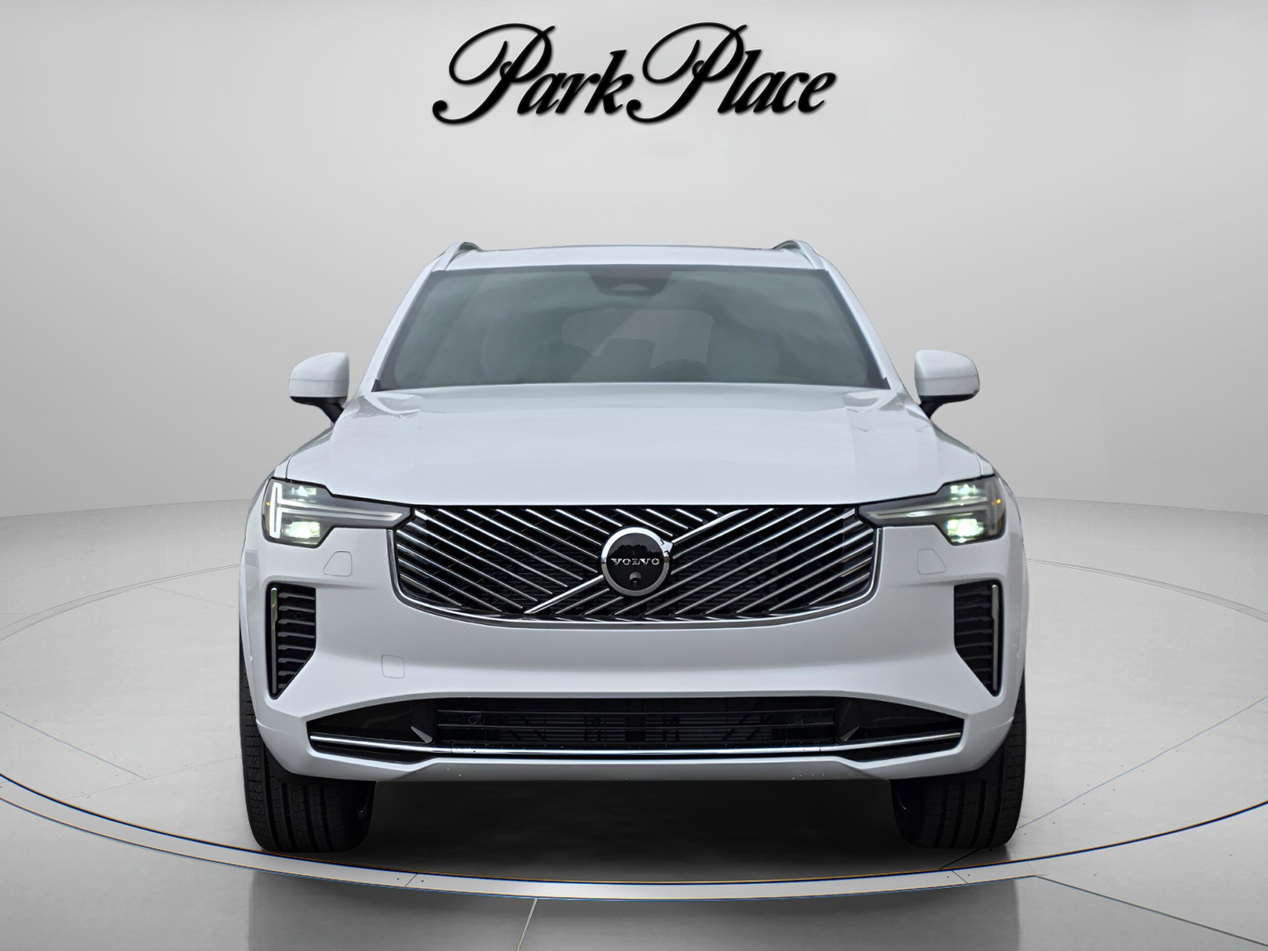 2026 Volvo XC90 Plus - Photo 9