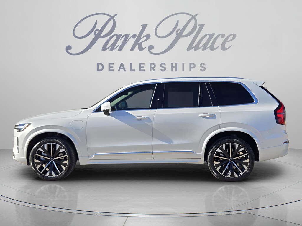 New 2026 Volvo XC90 plug-in hybrid T8 Plus 6-Seater SUV