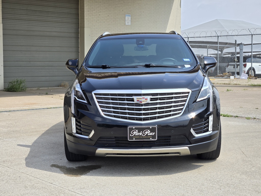 Used 2017 CADILLAC XT5 Platinum SUV