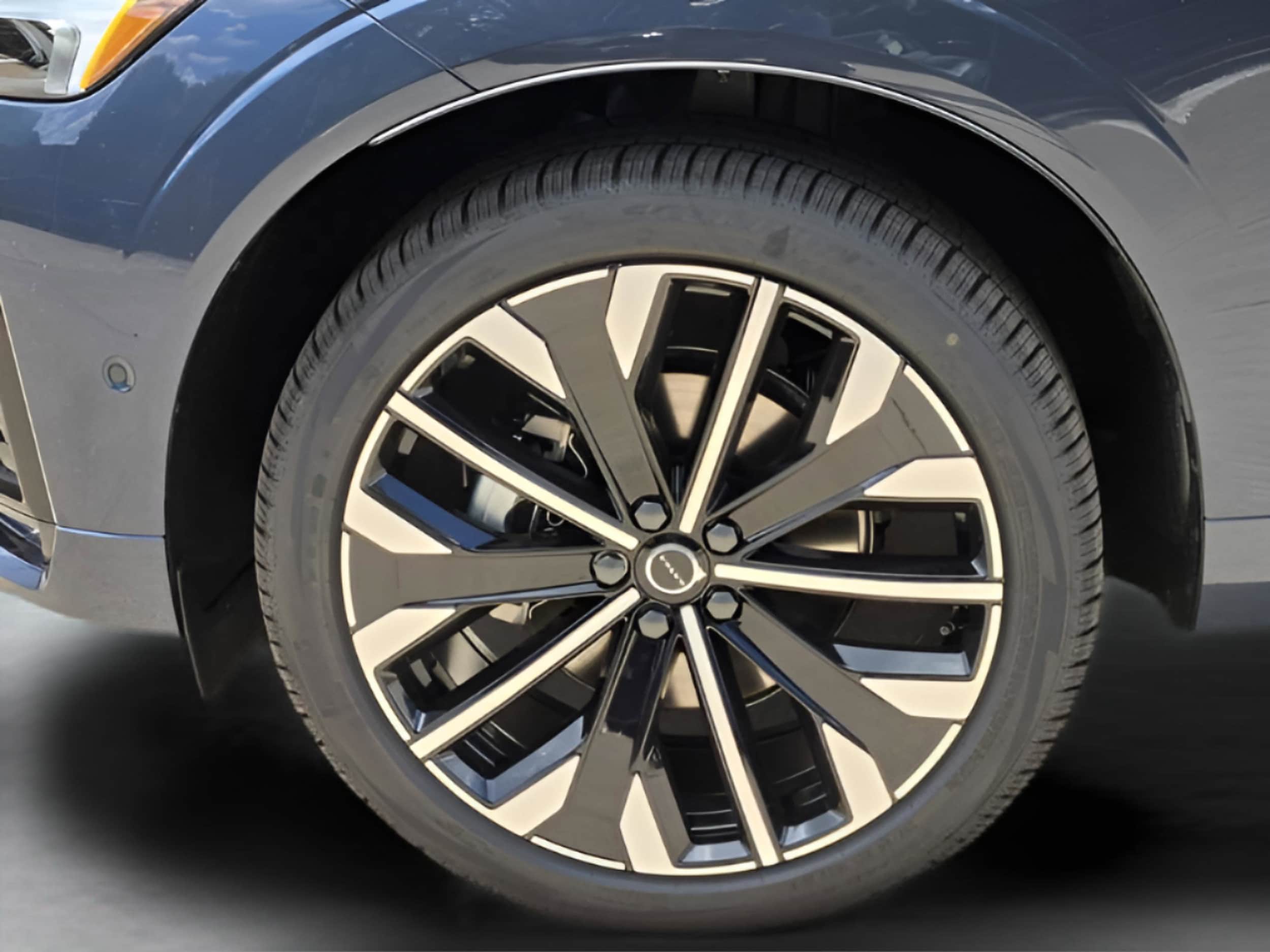 2026 Volvo XC60 Ultra - Photo 29