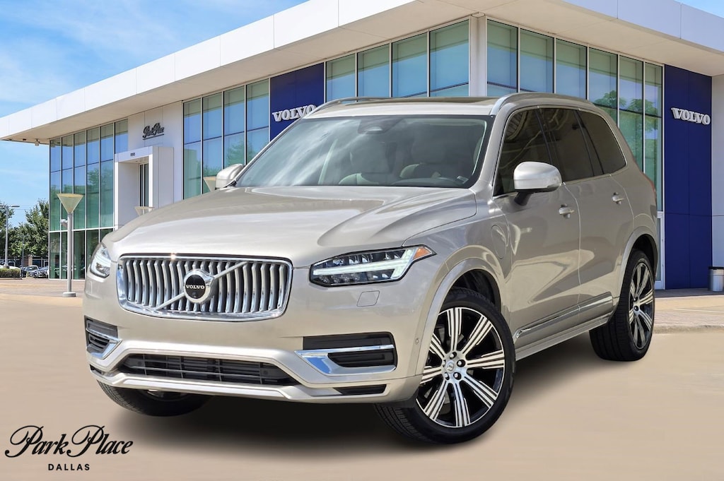 Certified 2025 Volvo XC90 plug-in hybrid T8 Plus 6-Seater SUV