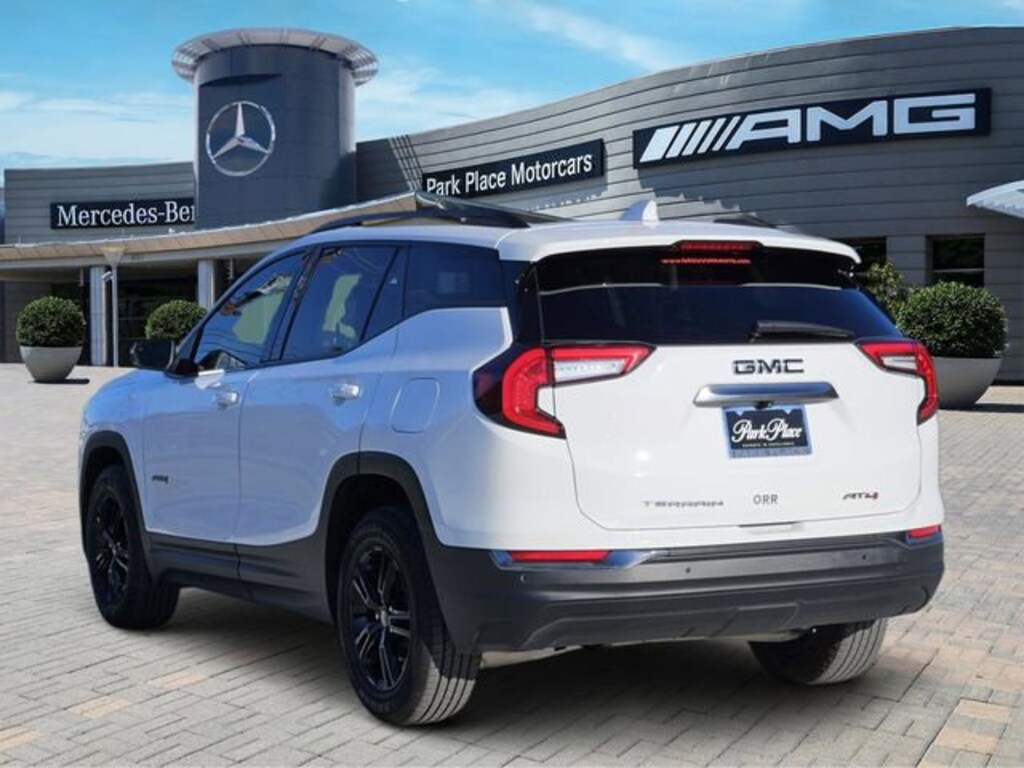 Used 2022 GMC Terrain AT4 SUV
