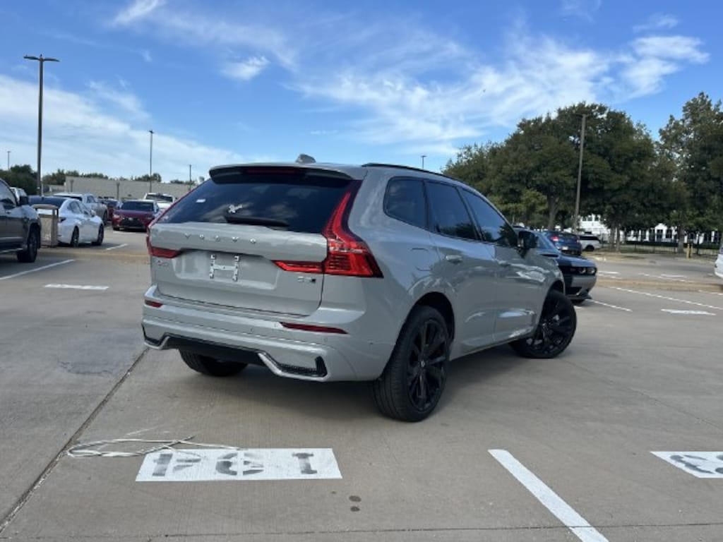 Used 2025 Volvo XC60 B5 Ultra SUV