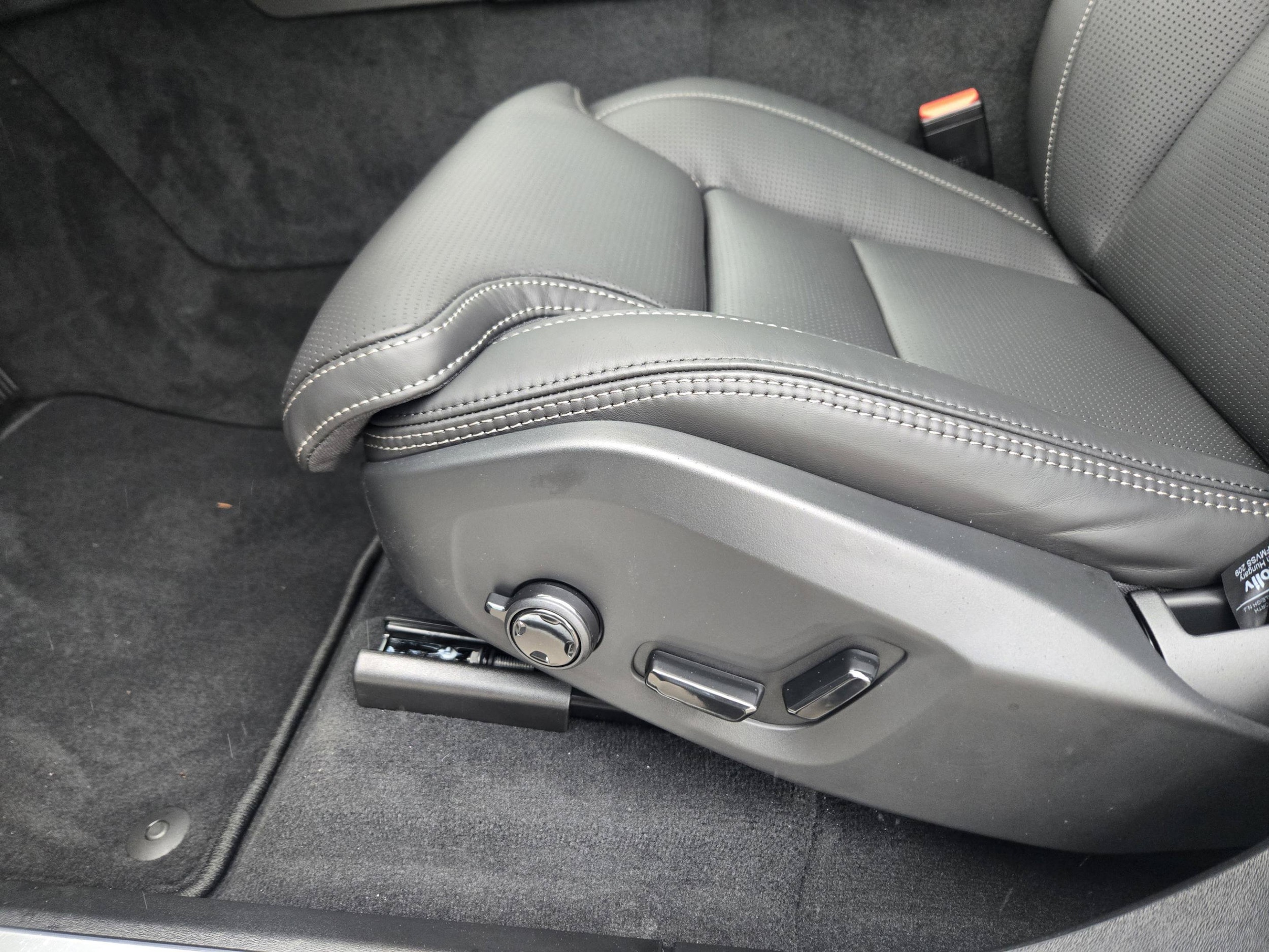2026 Volvo XC90 Ultra - Photo 21