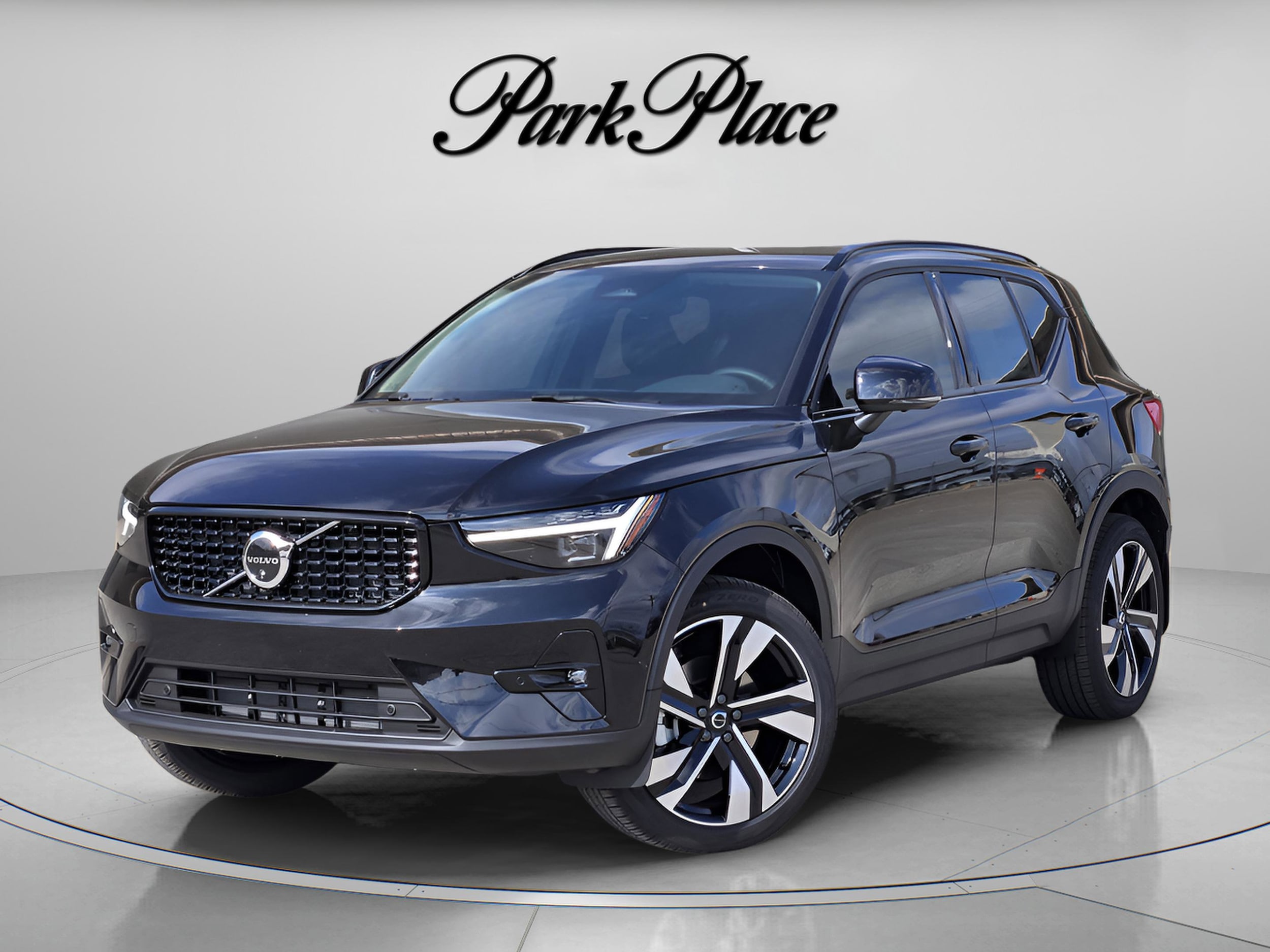 2026 Volvo XC40 B5 Ultra Dark AWD's photo