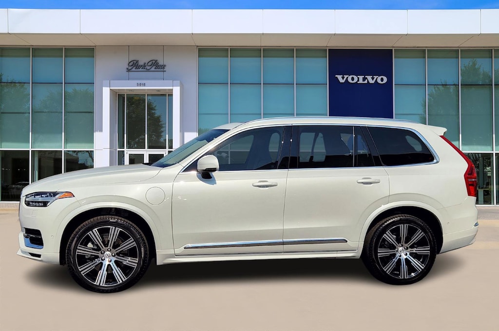 Certified 2025 Volvo XC90 plug-in hybrid T8 Plus 7-Seater SUV
