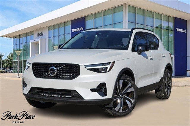 2025 Volvo XC40 Ultra