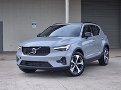 2026 Volvo XC40 B5 Plus AWD SUV
