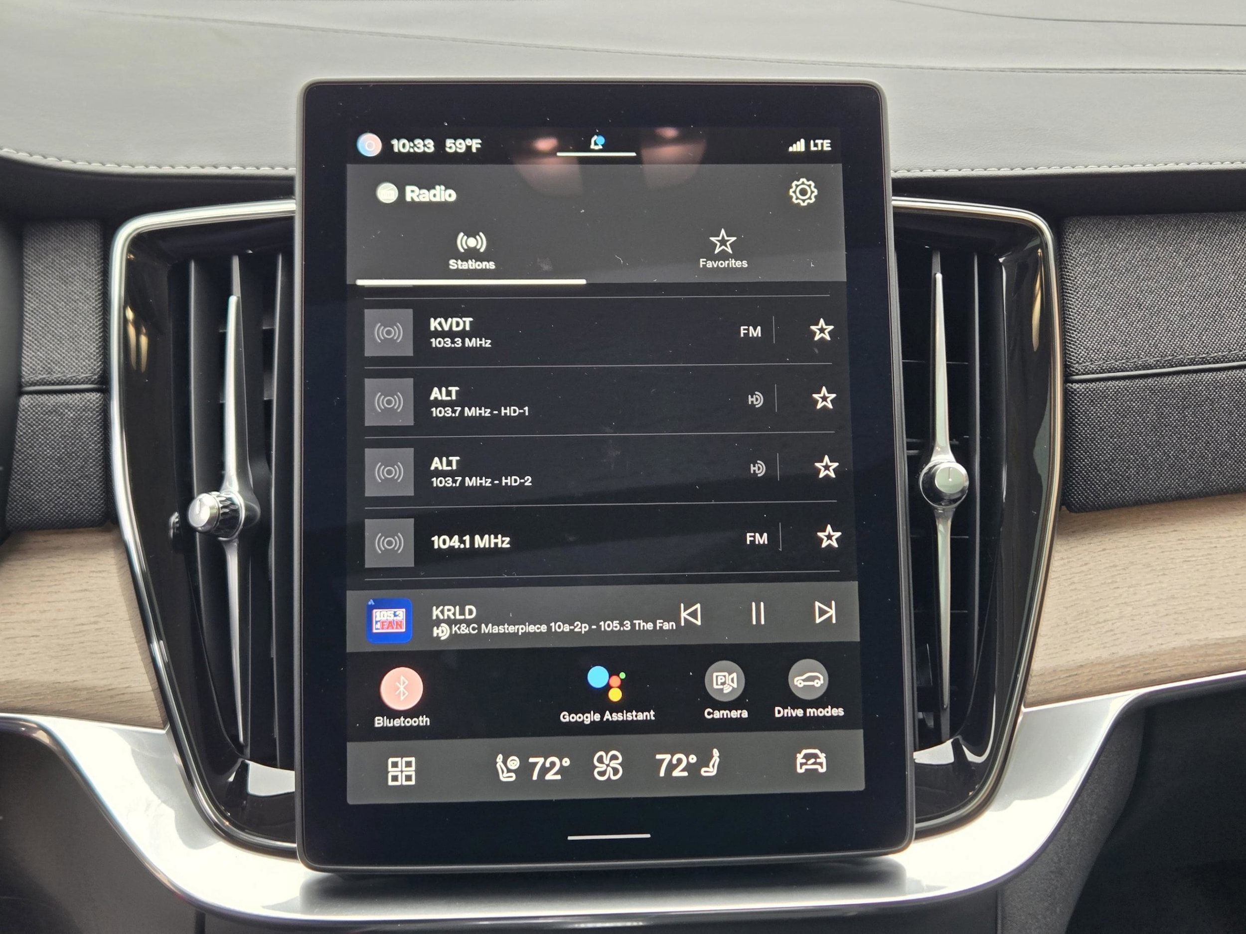 2025 Volvo XC90 Core - Photo 15