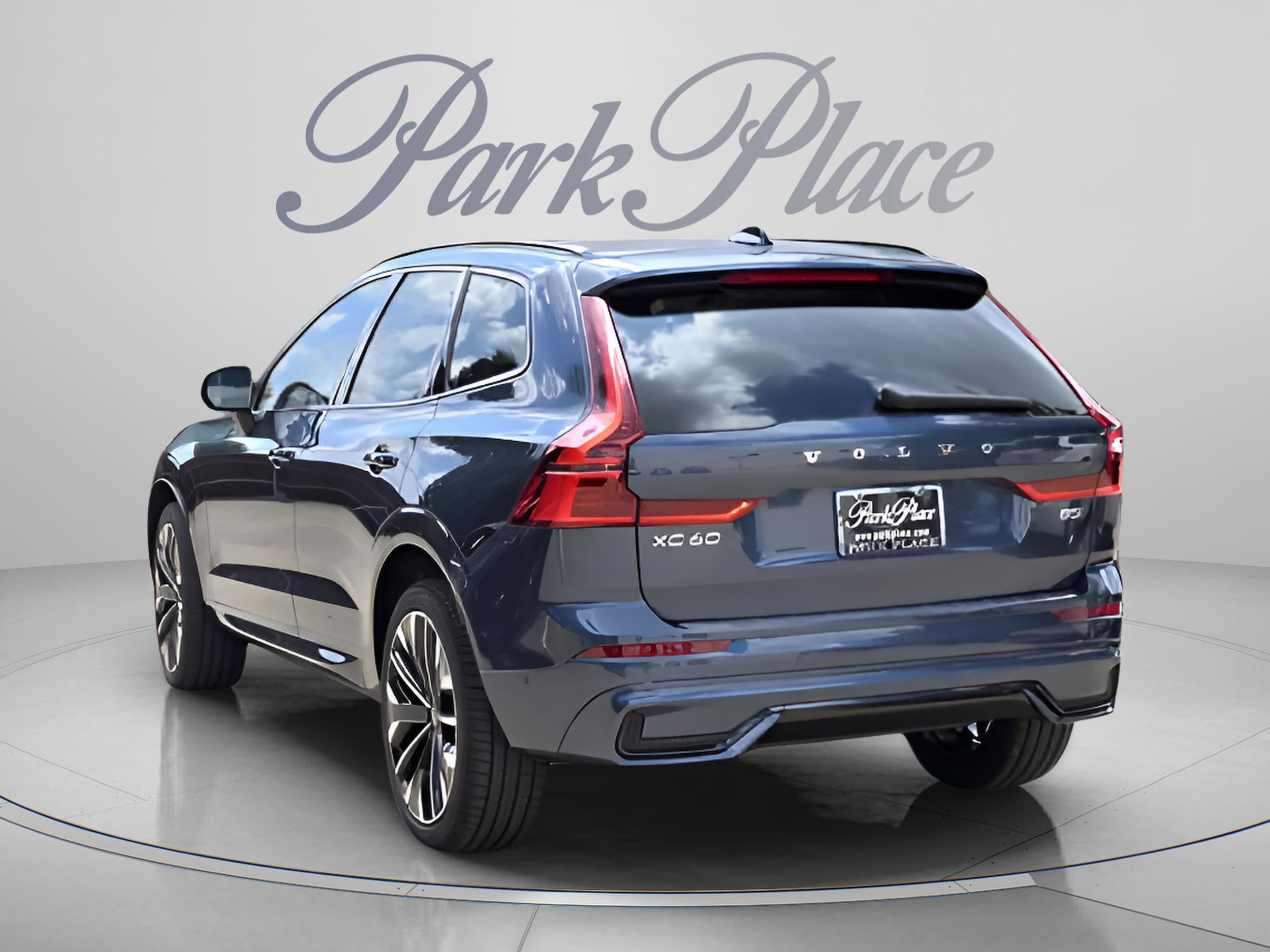 2026 Volvo XC60 Ultra - Photo 3