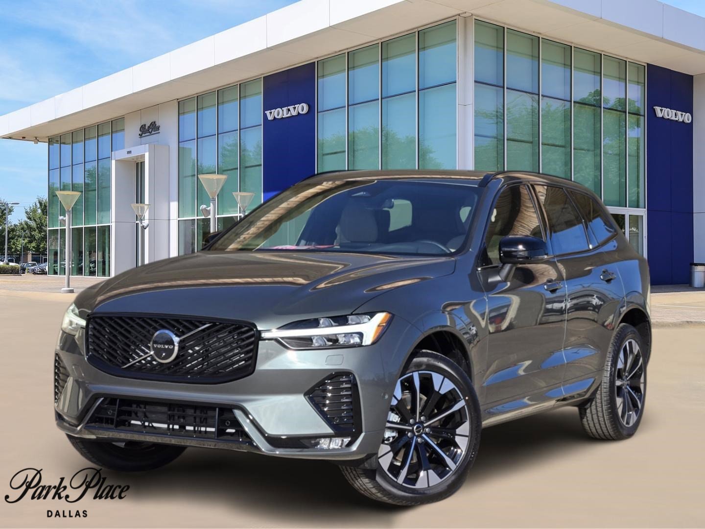 2026 Volvo XC60 Plus's photo