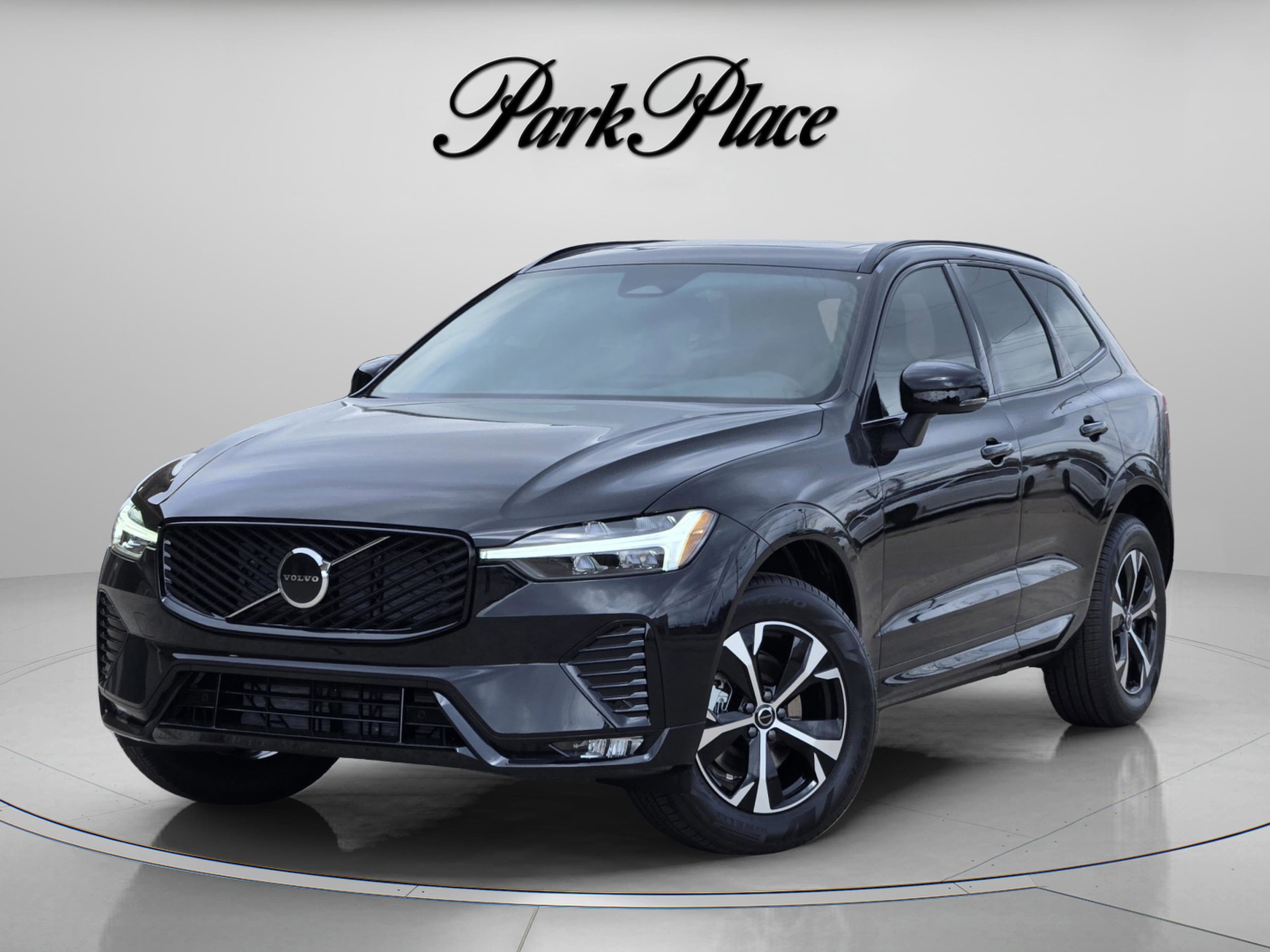 2026 Volvo XC60 B5 Core Dark AWD's photo