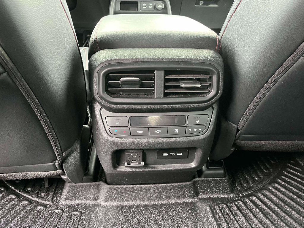 Used 2025 Honda Pilot Black Edition SUV