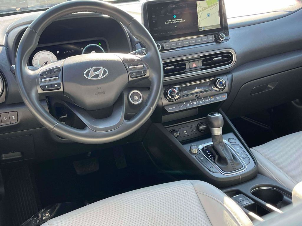 Used 2022 Hyundai Kona Limited SUV
