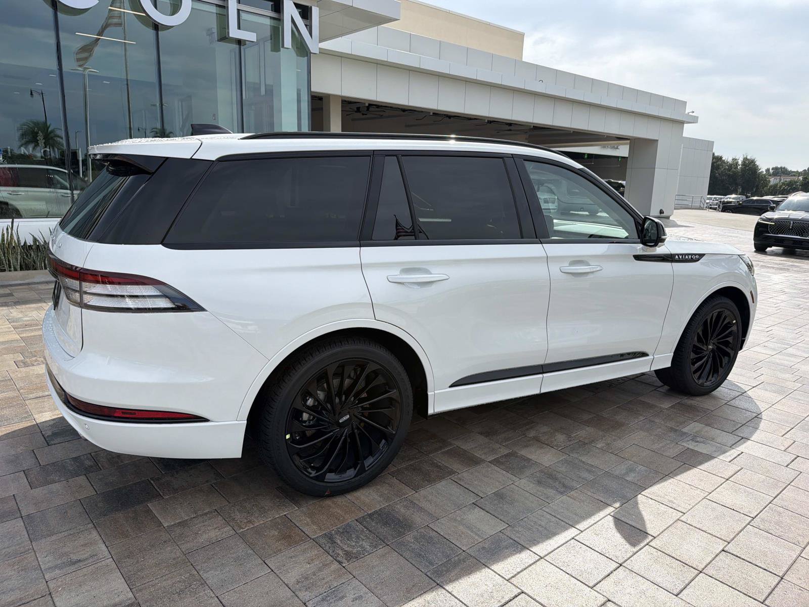 New 2027 Lincoln Aviator Reserve SUV