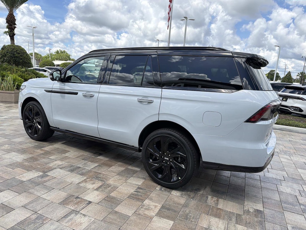 New 2026 Lincoln Navigator Black Label SUV