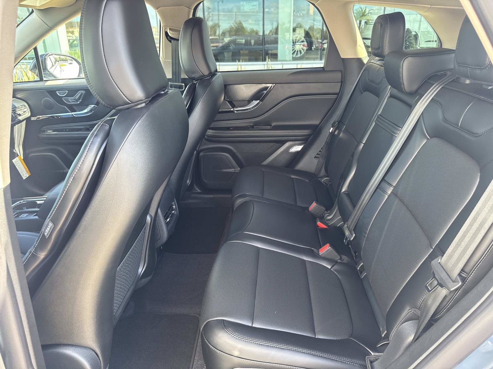 2026 Lincoln Corsair Premiere - Photo 16