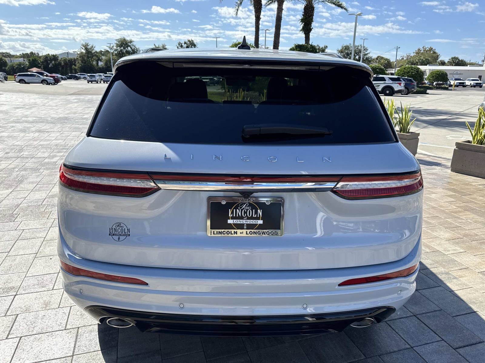 2026 Lincoln Corsair Premiere photo 3