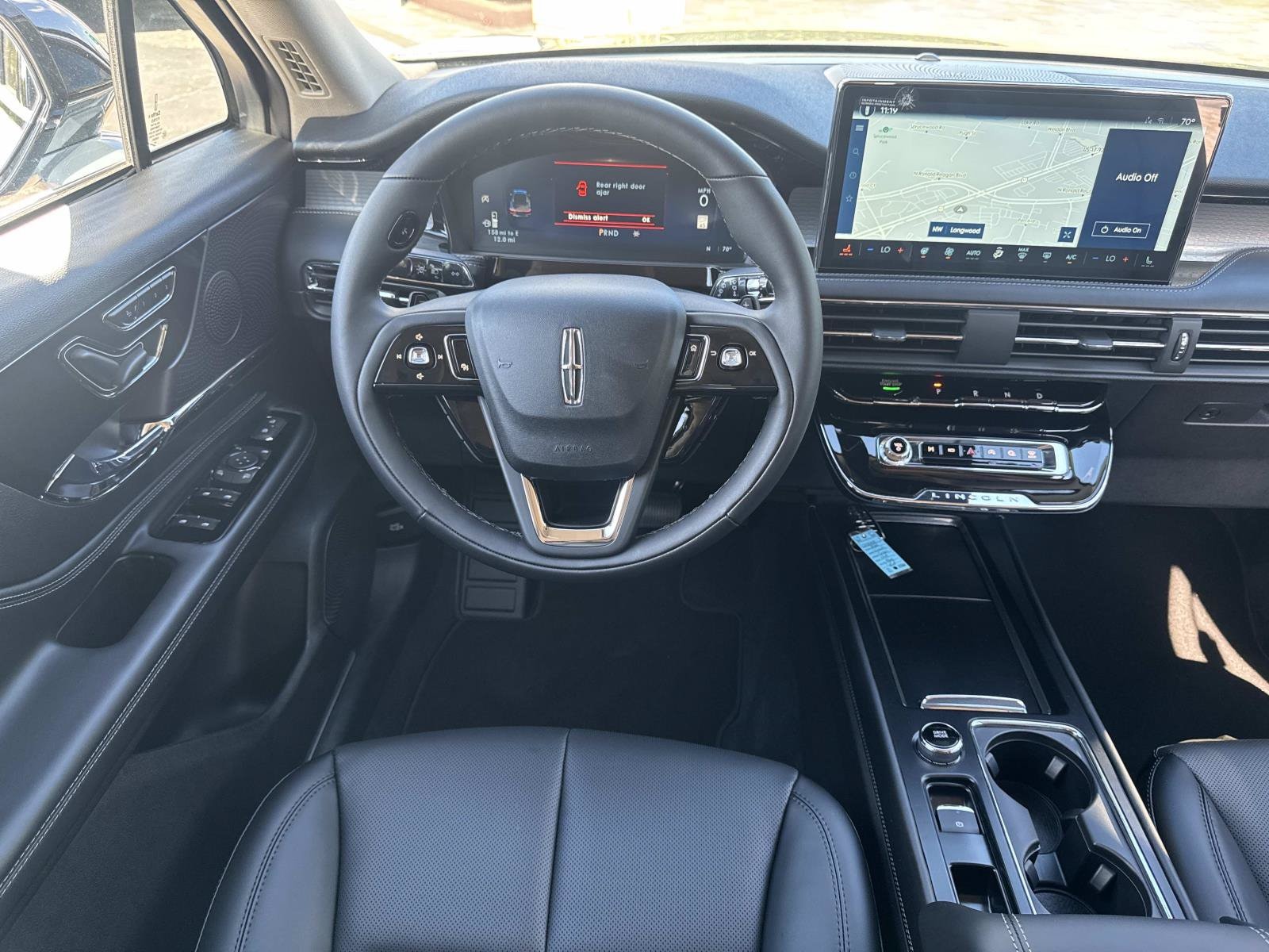 2026 Lincoln Corsair Premiere - Photo 25