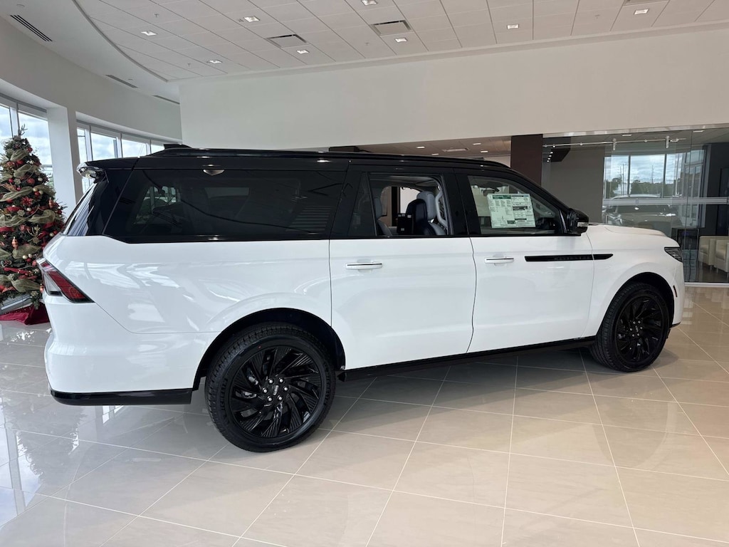 New 2025 Lincoln Navigator L Black Label SUV