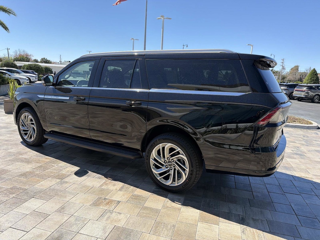 New 2026 Lincoln Navigator L Premiere SUV