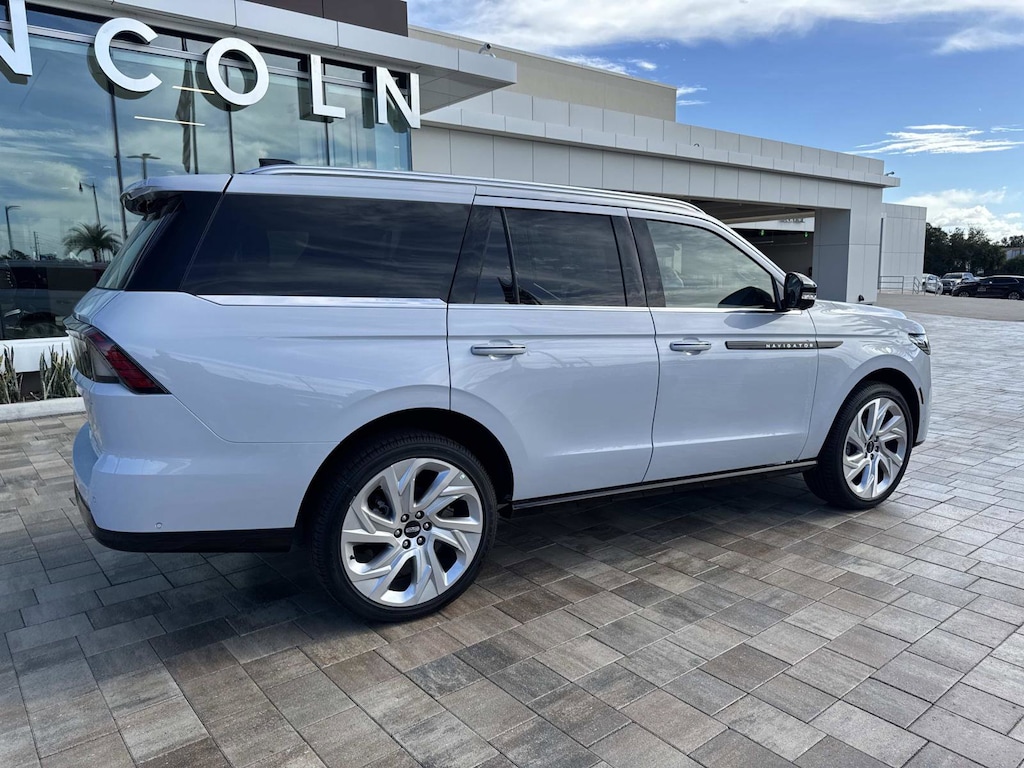 New 2025 Lincoln Navigator Black Label SUV