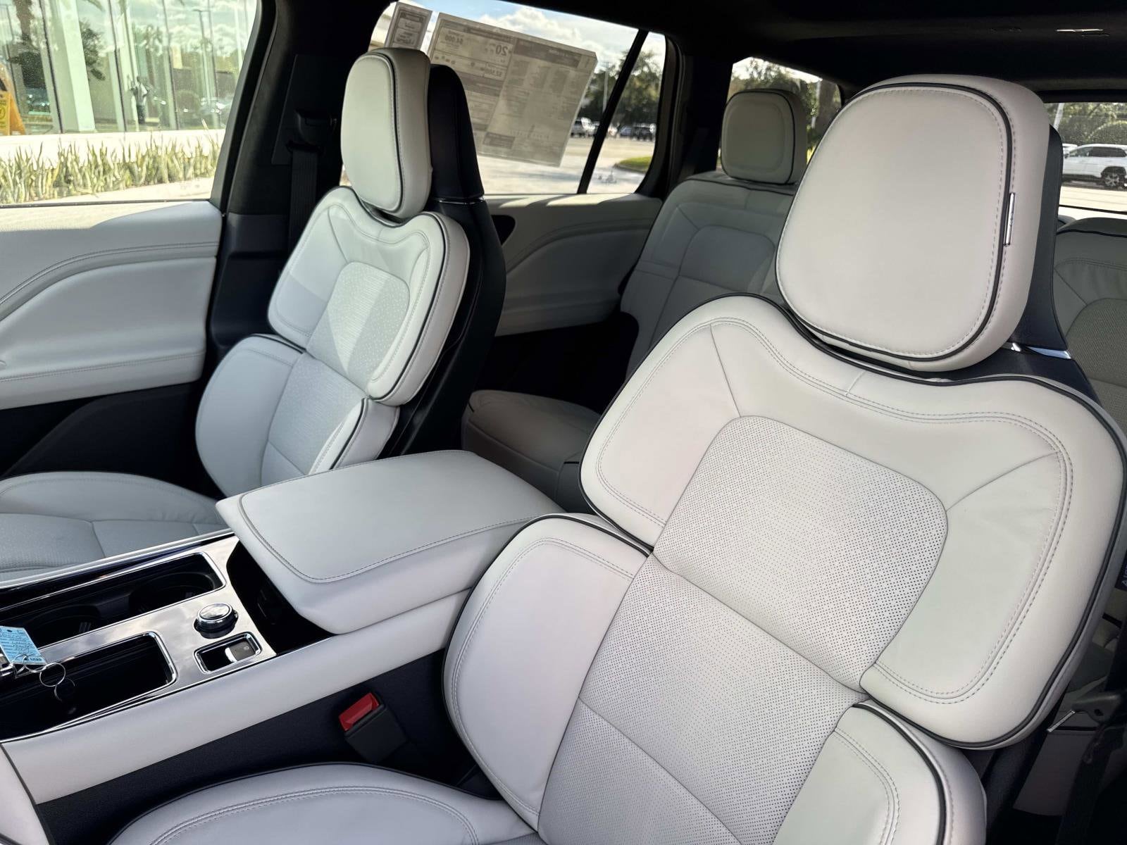 2026 Lincoln Aviator Black Label - Photo 13