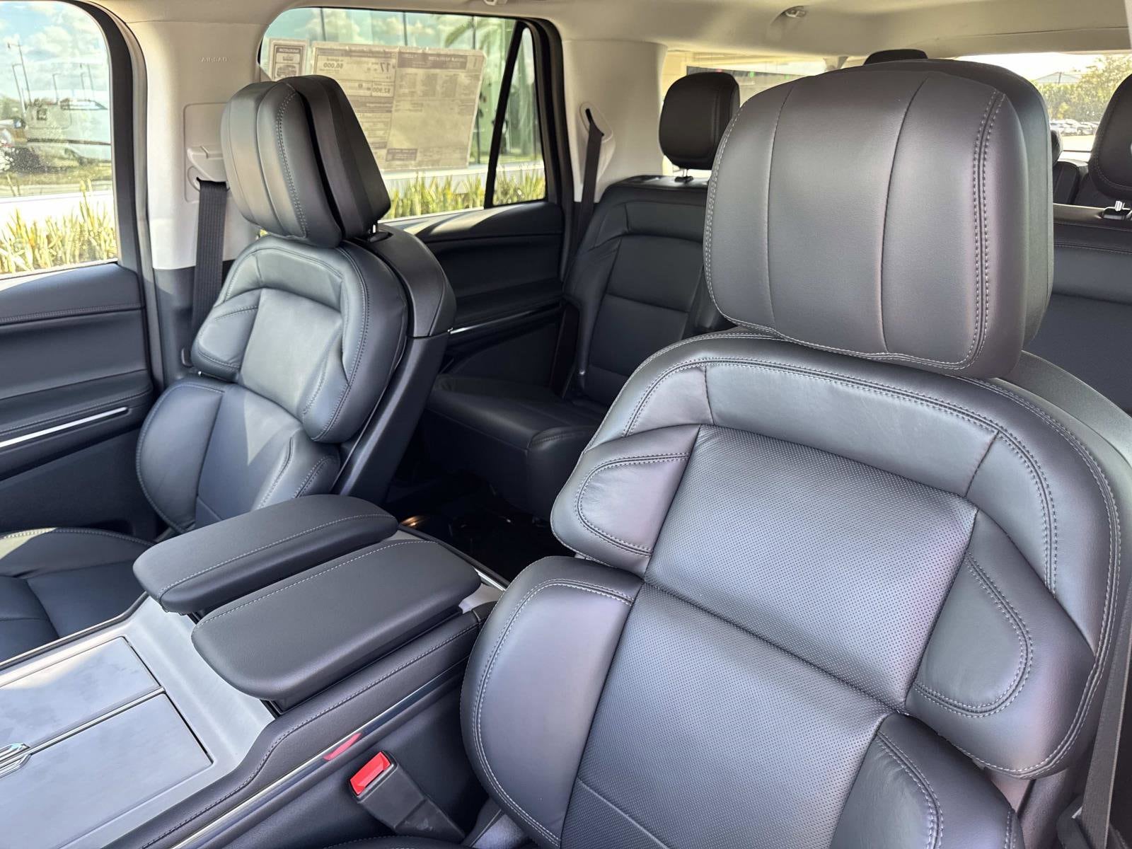 2026 Lincoln Navigator Reserve L - Photo 13
