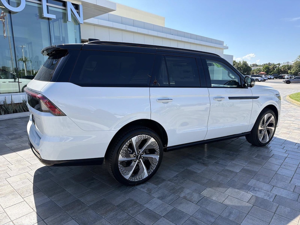 New 2026 Lincoln Navigator Black Label SUV