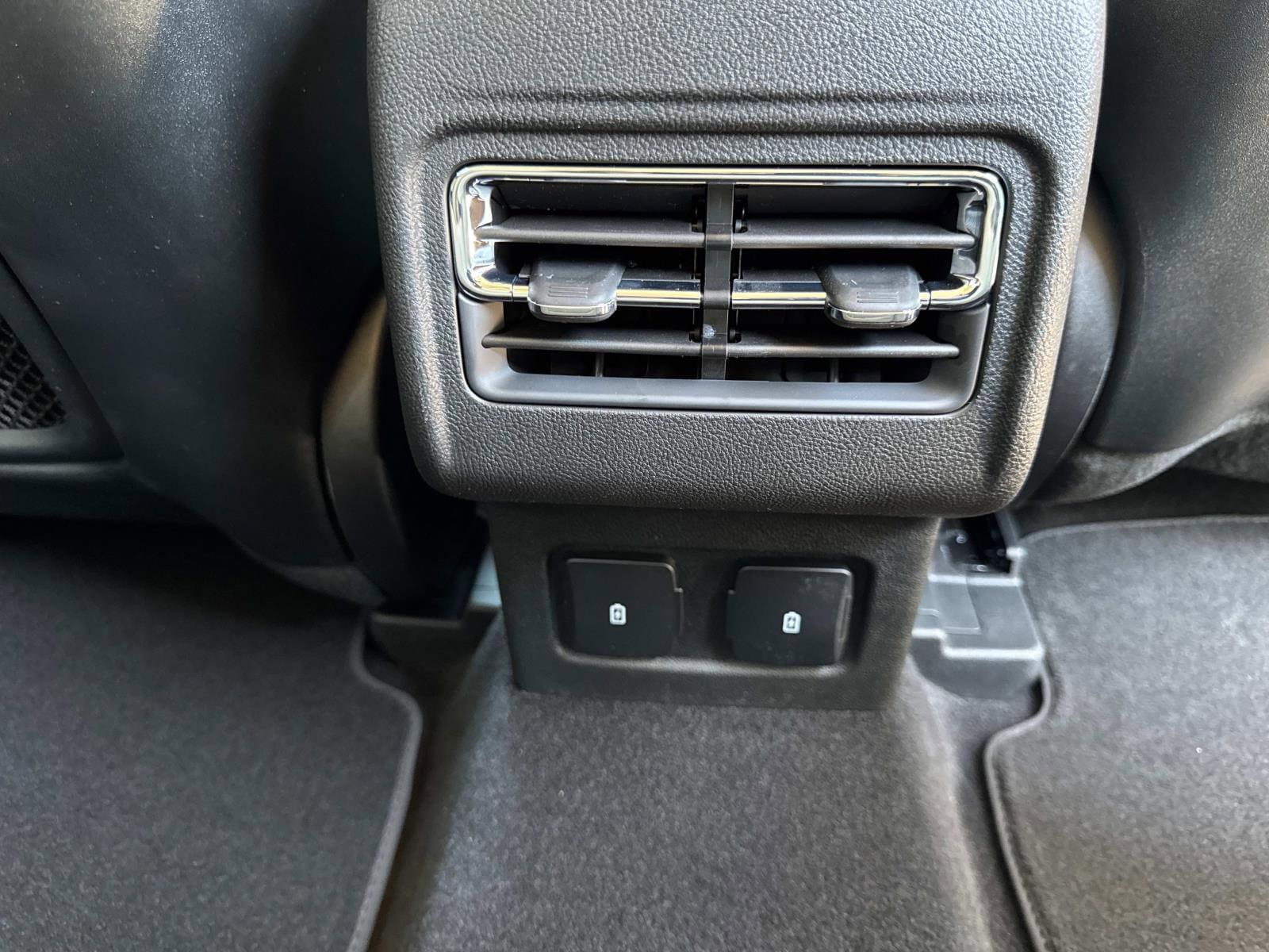 2025 Lincoln Corsair Grand Touring - Photo 23