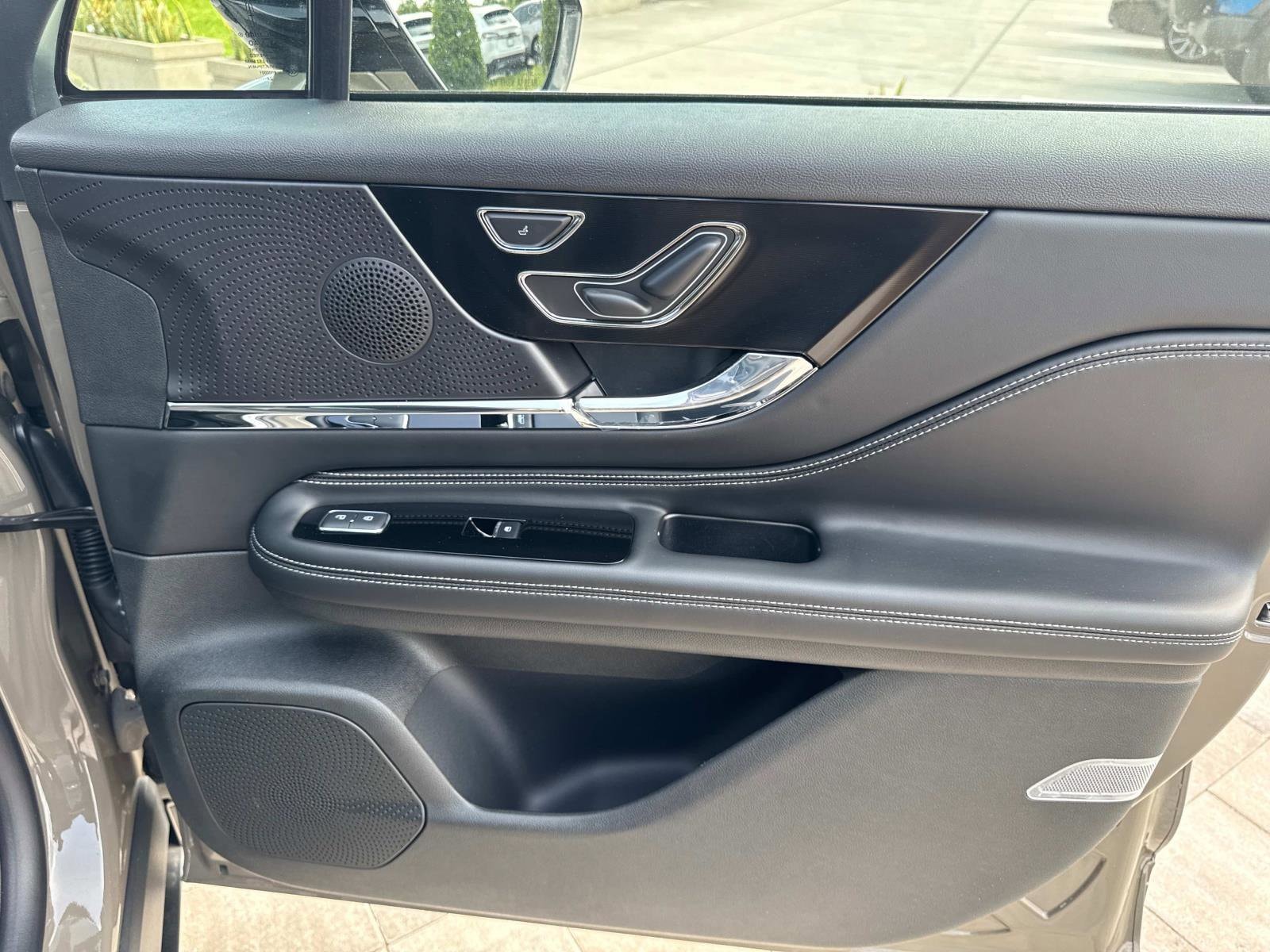 2025 Lincoln Corsair Grand Touring - Photo 16