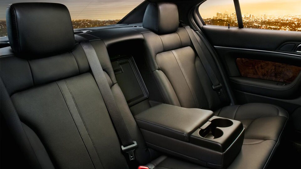 2015 lincoln MKS luxurious  temperature control Distinctive