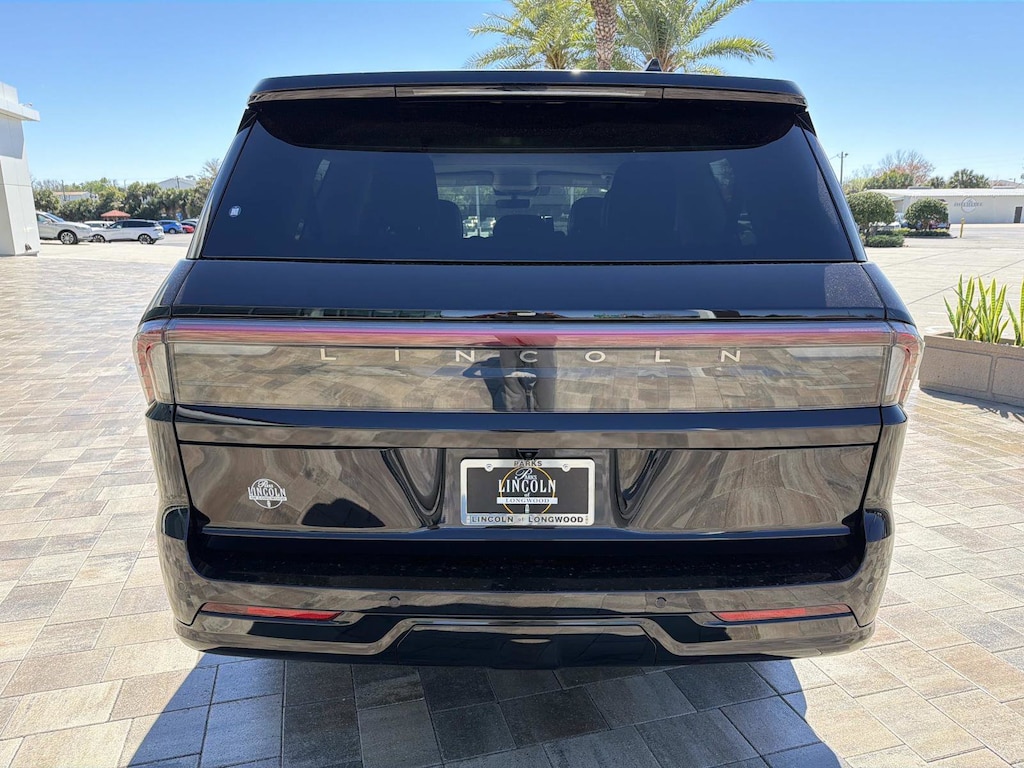 New 2026 Lincoln Navigator L Premiere SUV
