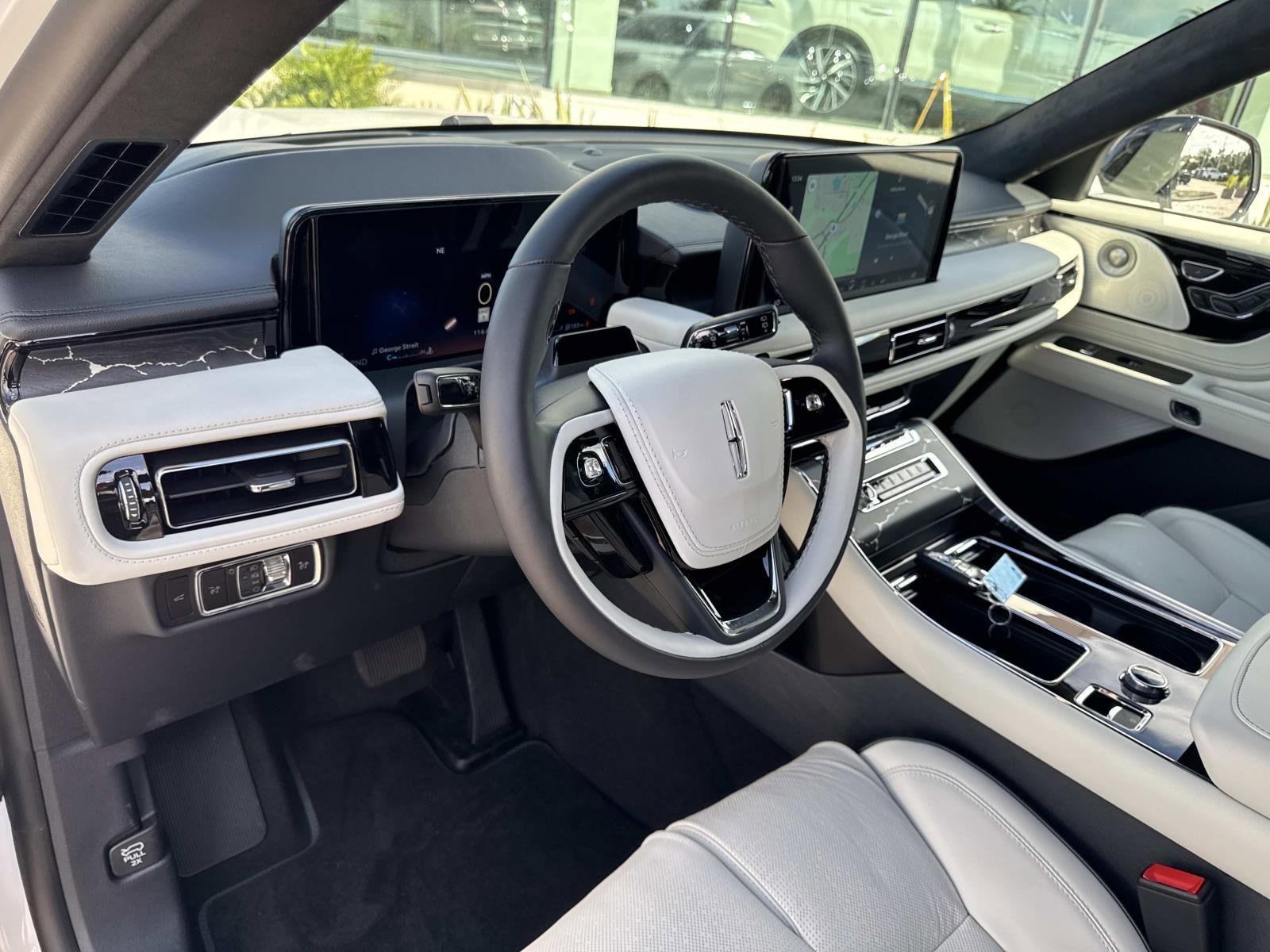 2026 Lincoln Aviator Black Label - Photo 14