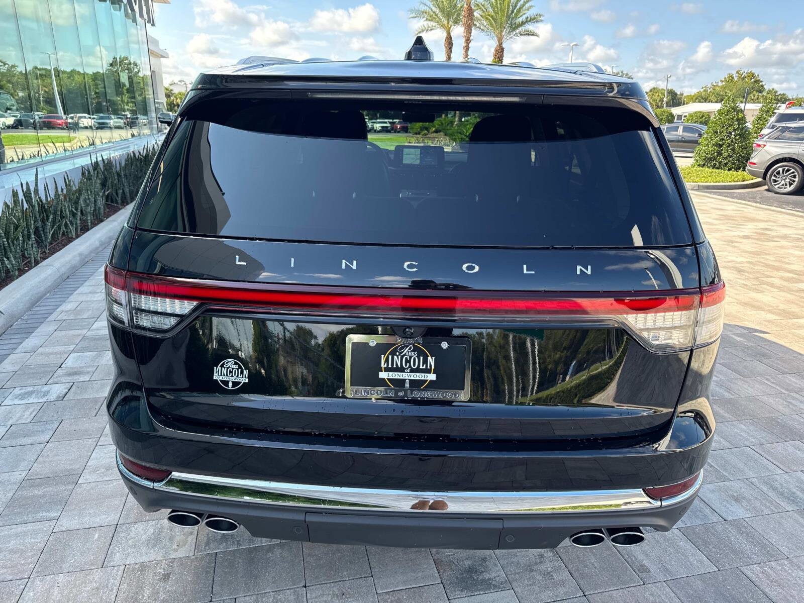 2025 Lincoln Aviator Premiere photo 3